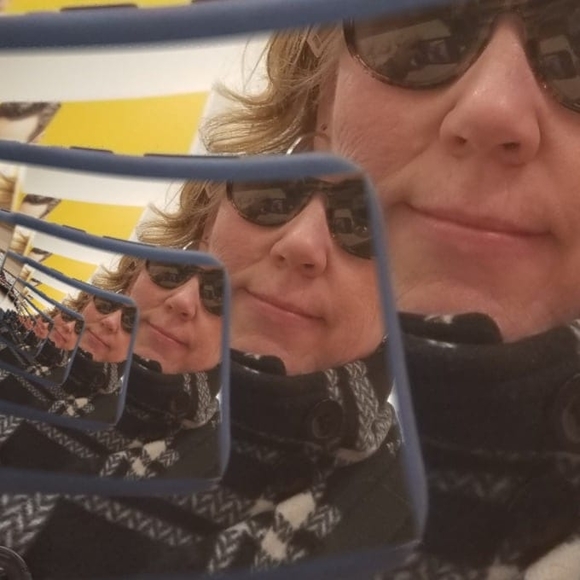 Meet your Posher, Lilla - Picture 1 of 1